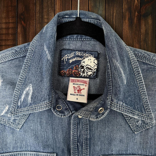(SIZE S) True Religion Button Up Shirt